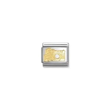 Classic Yellow Gold Camera Charm